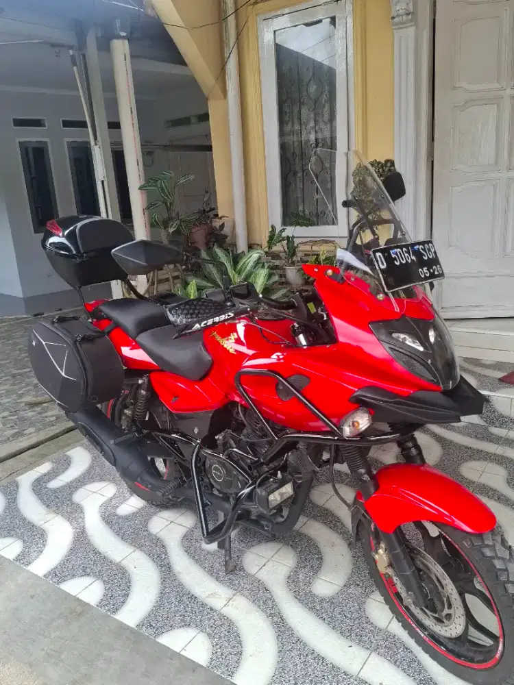 Bajaj Pulsar 220 siap Touring