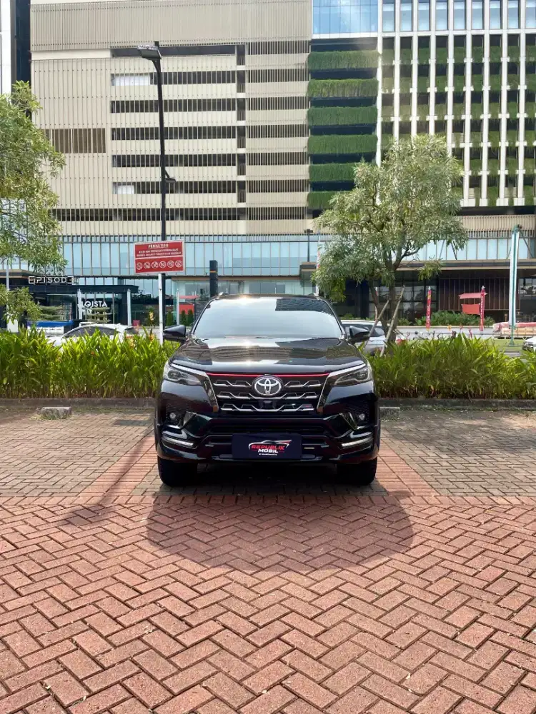 Toyota Fortuner 2.4 VRZ TRD 4x2 AT 2021