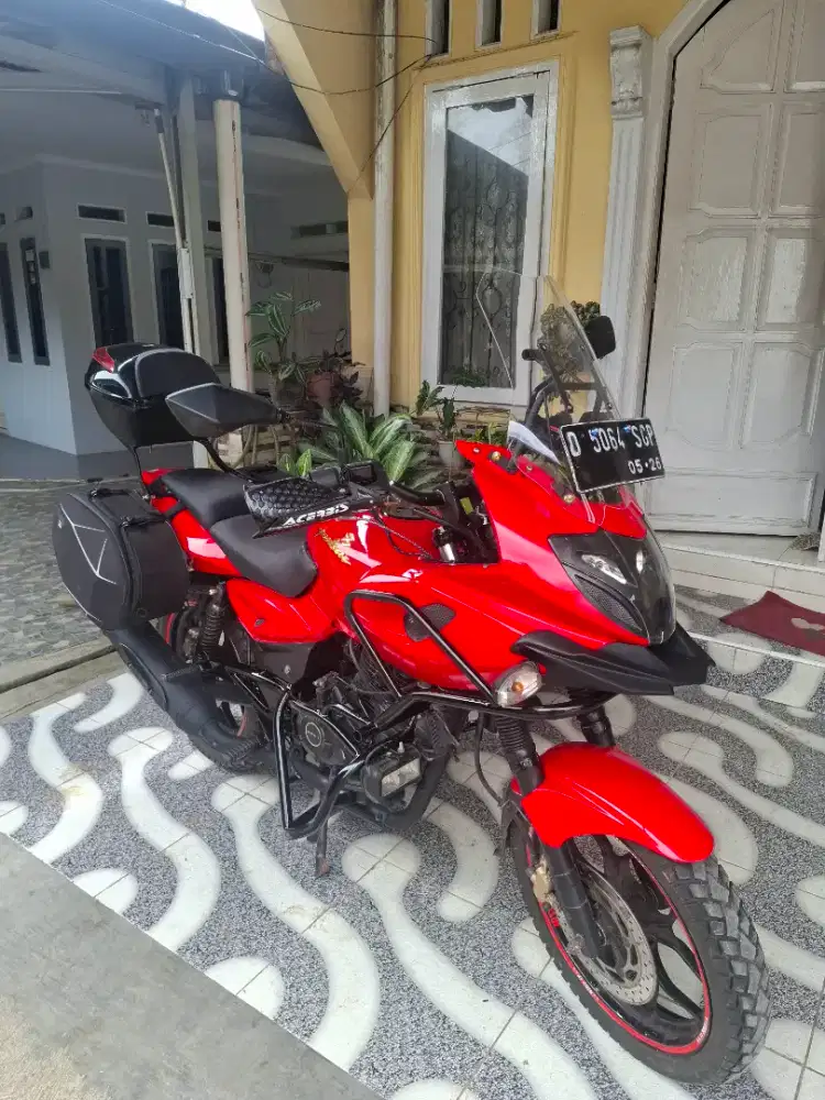 Bajaj Pulsar 220 Adventure Touring