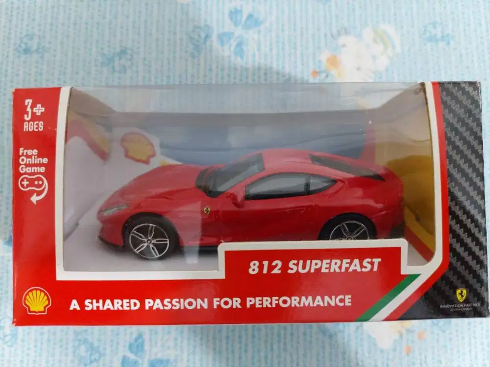 Shell Diecast Ferrari 812 Superfast