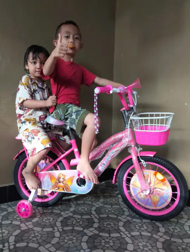 SEPEDA PINK ANAK 
SEPEDA 16
SEPEDA ANAK
SEPEDA ANAK CEWEK UKURAN 16