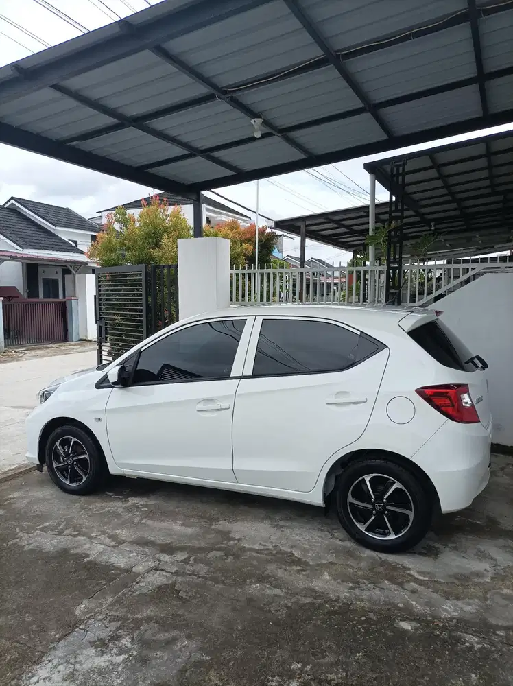 Honda Brio Satya 2025 Bensin
