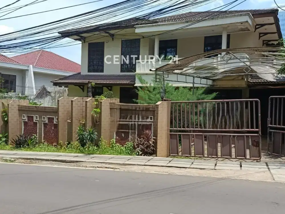 Rumah Lama Dijual Cepat Di Lokasi Strategis 9483