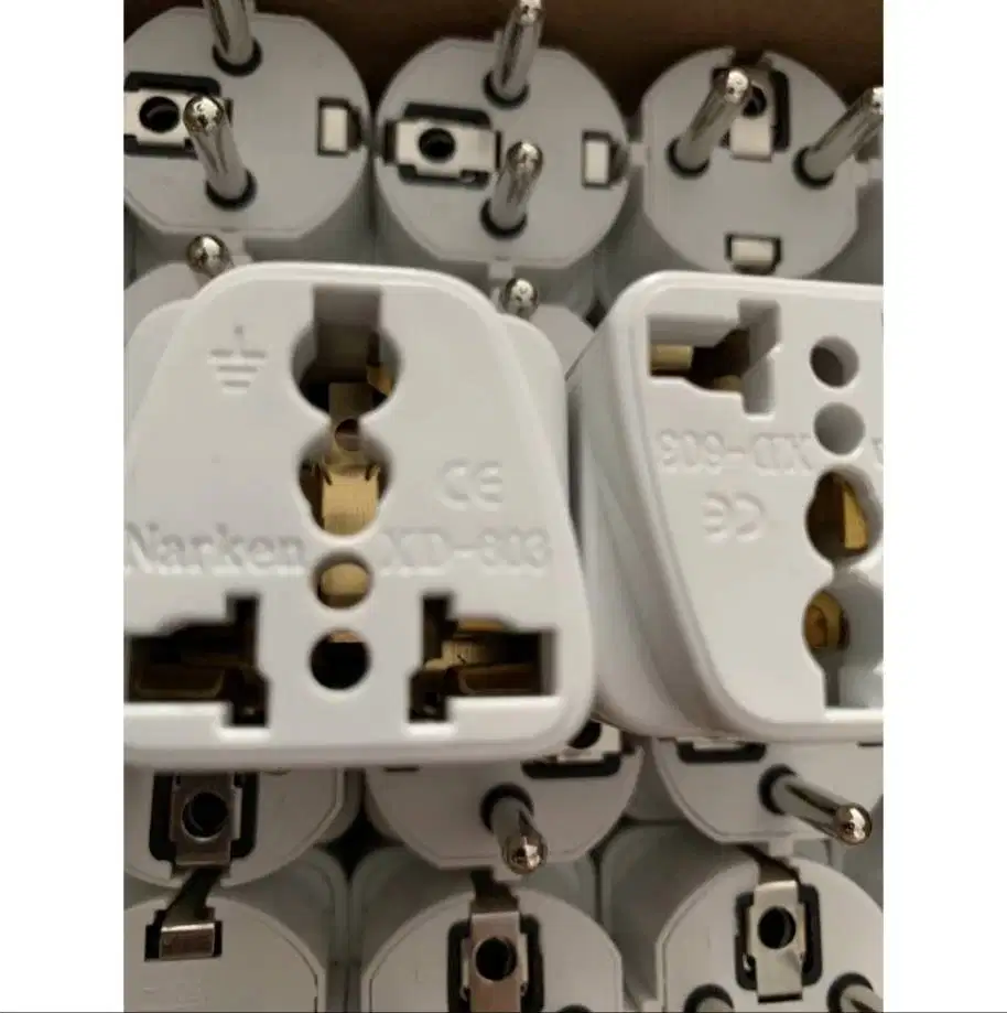 Over Steker Travel Adaptor EU Sambung Colokan Kaki 3 Steker