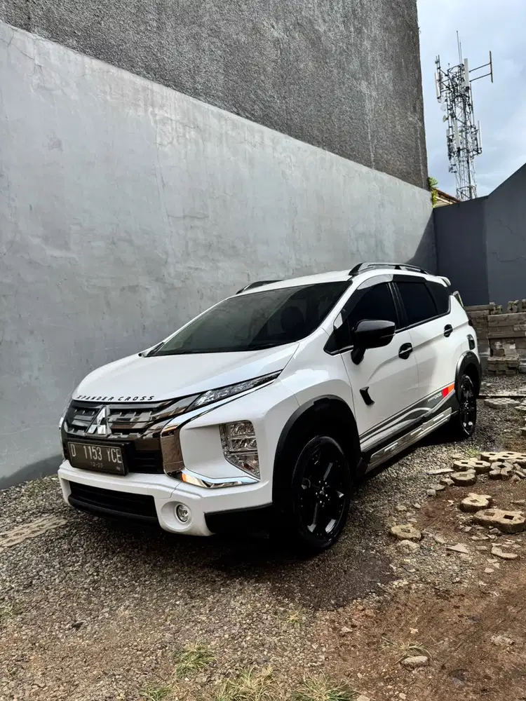 Mitsubishi Xpander Cross Rockford Fosgate Low Km 2020