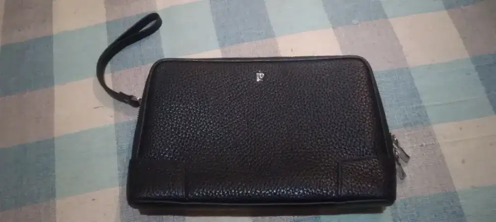 Tas tangan pierre cardin