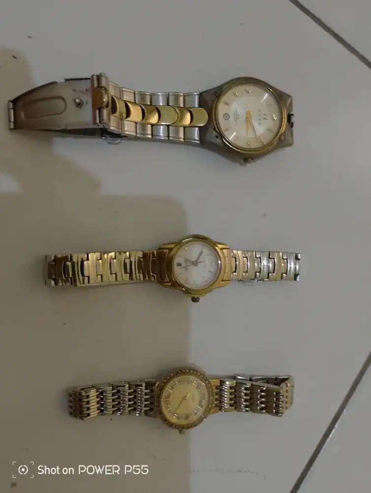 Jam tangan wanita