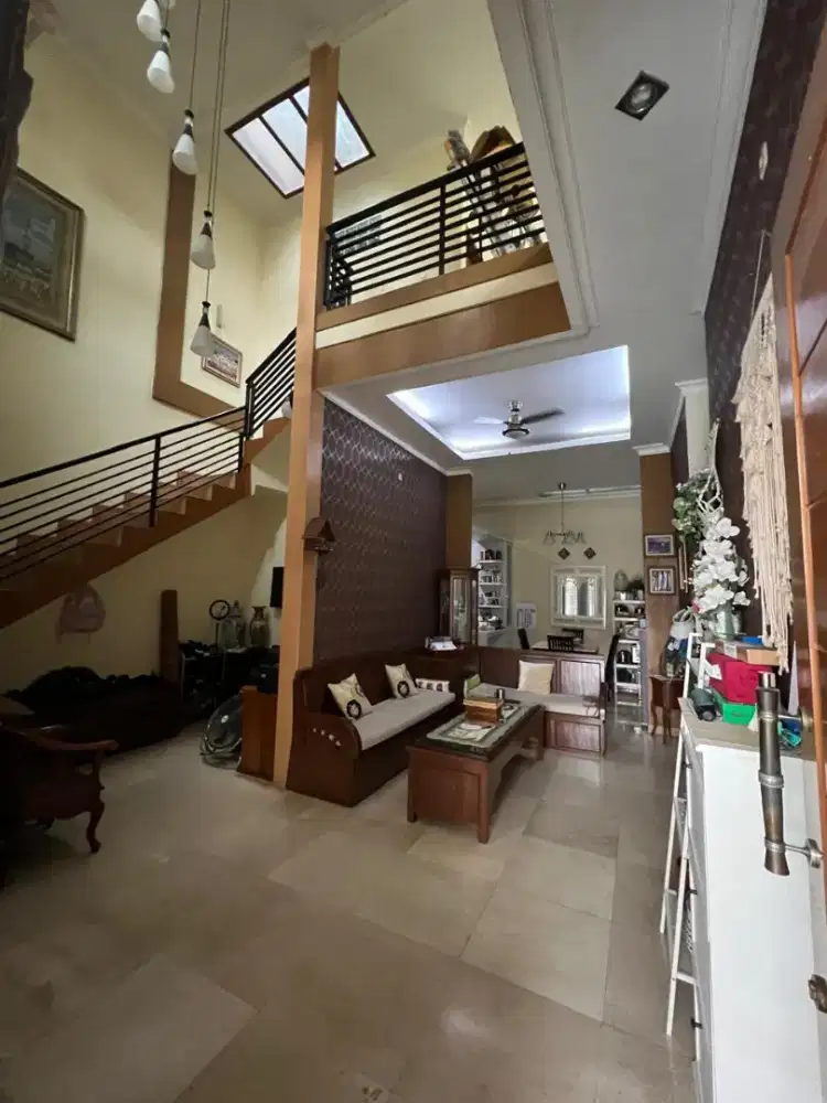 Jual Rumah Bagus 2 Lt Siap Huni Harapan Indah 1Kota Bekasi