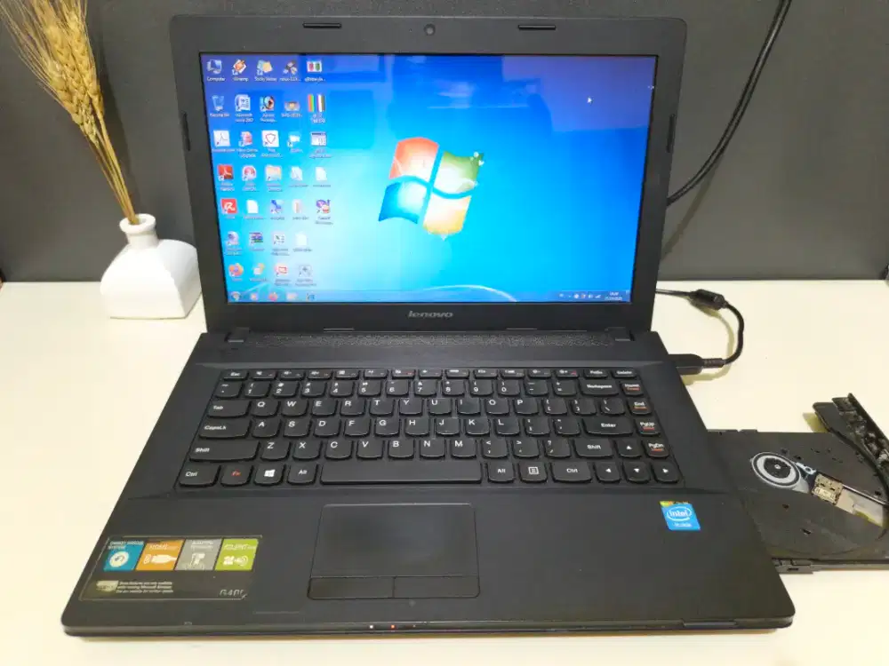 Laptop Lenovo G400 Intel Celeron 1005M Ram 2Gb Hdd 500Gb Jual Cepat