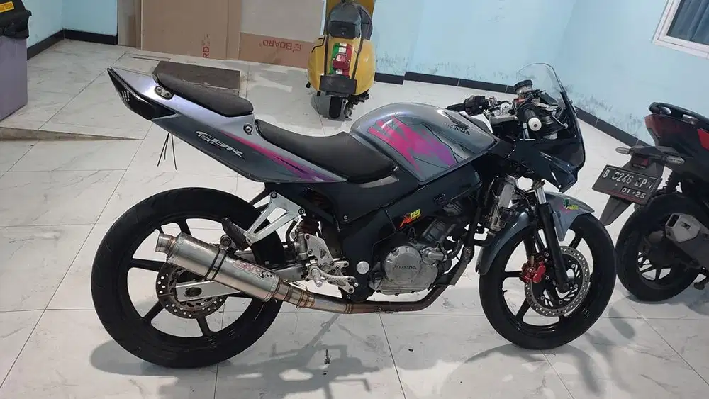 DI JUAL CBR THAILAND MINUS APA ADANYA SEPERTI DI FOTO