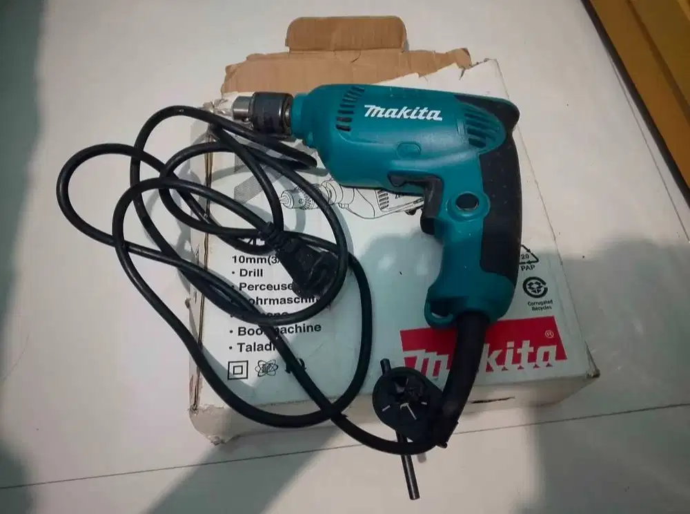 Bor listrik MAKITA type 6412 Baja/Kayu 10 MM (2 arah)