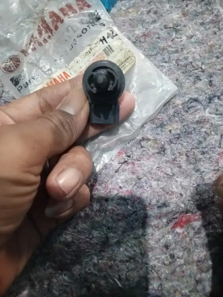 Jual piston kit 2ph  , dan sensor TPS  belum terpakai