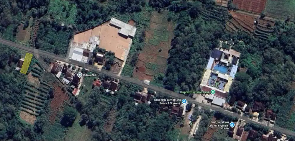 Tanah 550 m2, lokasi strategis, dekat waterpark dolphin, pinggir jalan