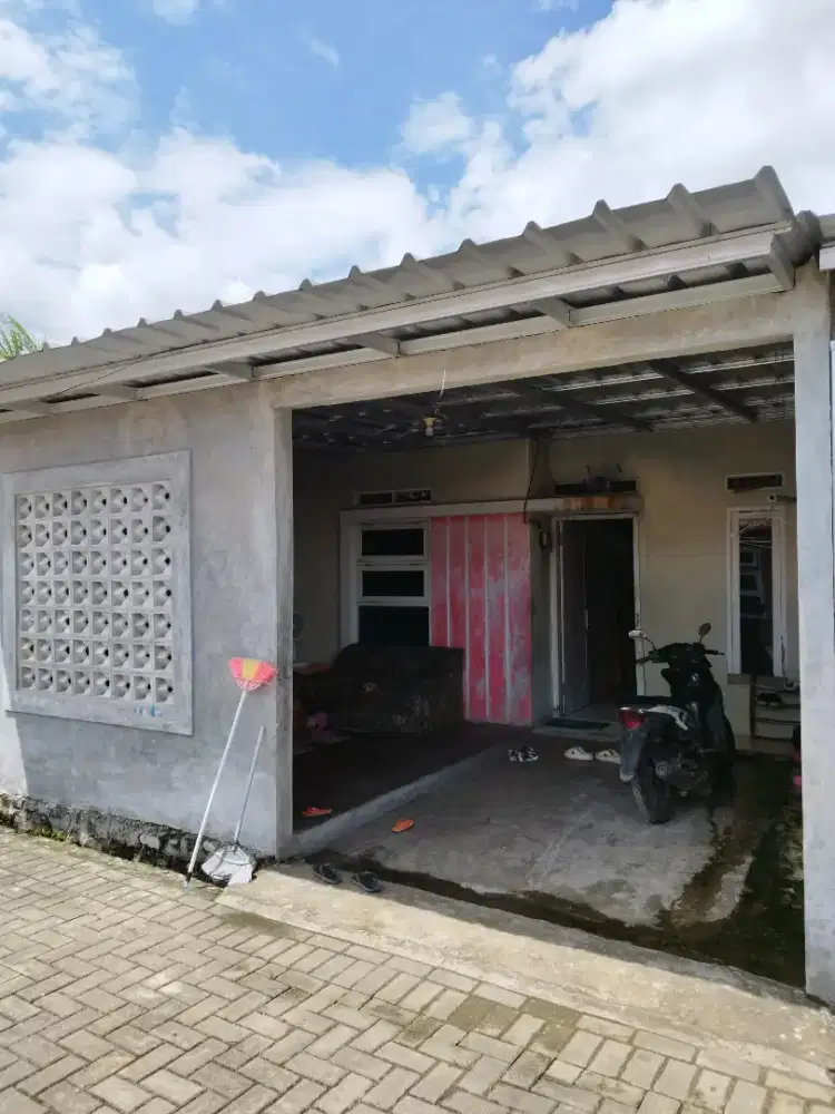 Rumah di jual ,lokasi perumahan Polda,desa Banjar agung ,jati agung