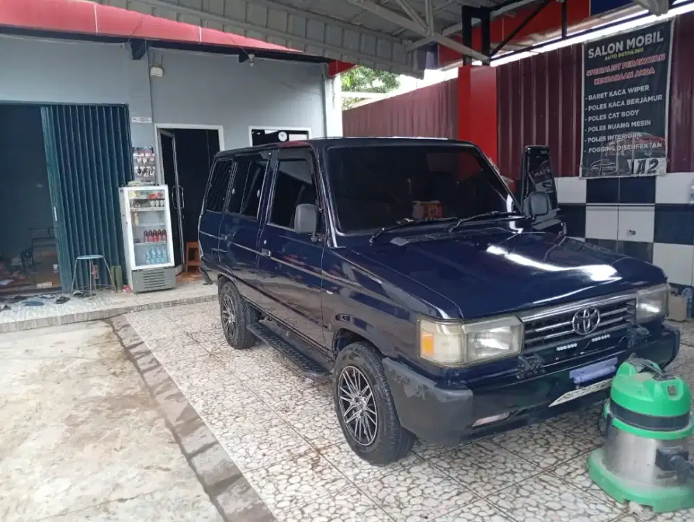 Kijang super (ganteng, gagah berani)