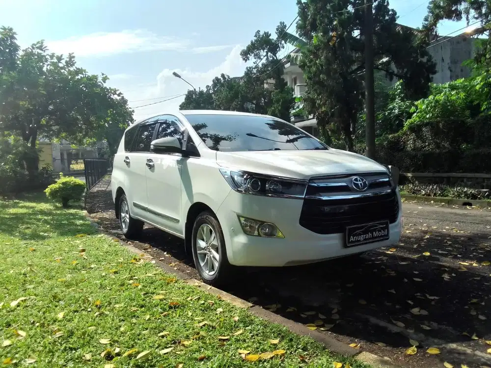 Toyota Kijang Innova 2.4 V Matic