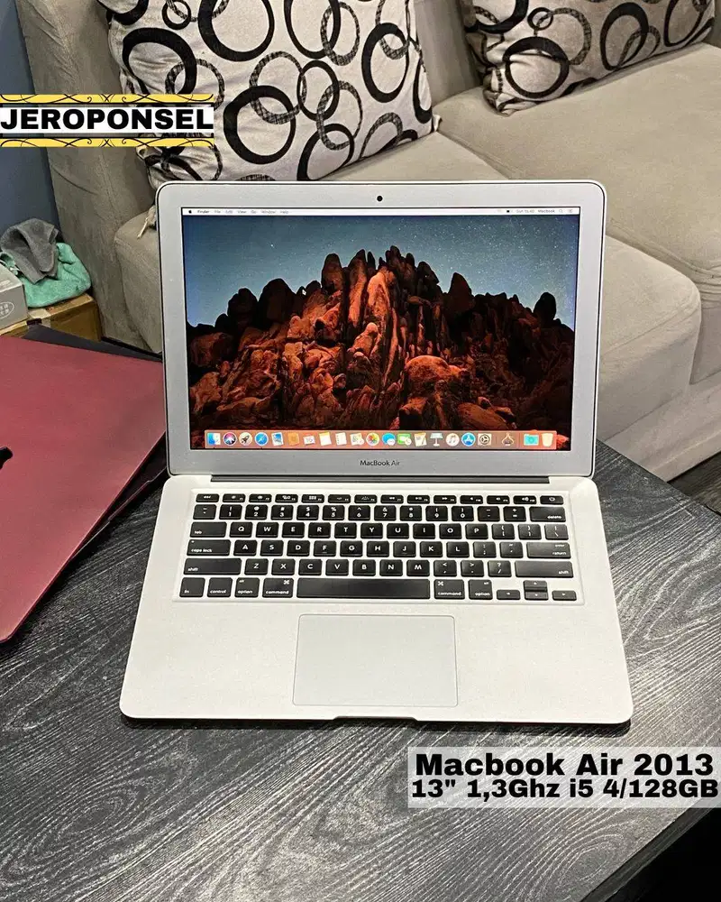 MACBOOK AIR 2013 MD706 i5 4/128GB MURAH GARANSI ORIGINAL ADA MINUS