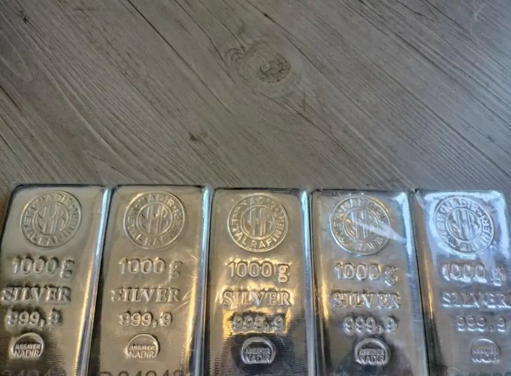 READY STOCK SILVER NADIR & KOIN