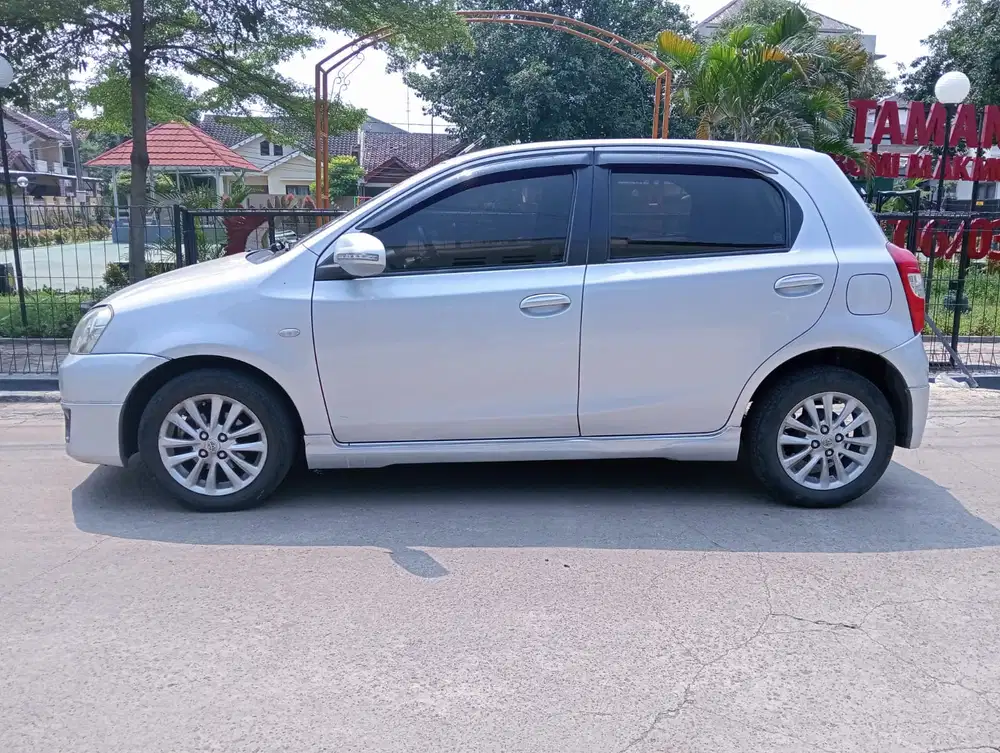 Toyota Etios 2013 Bensin
