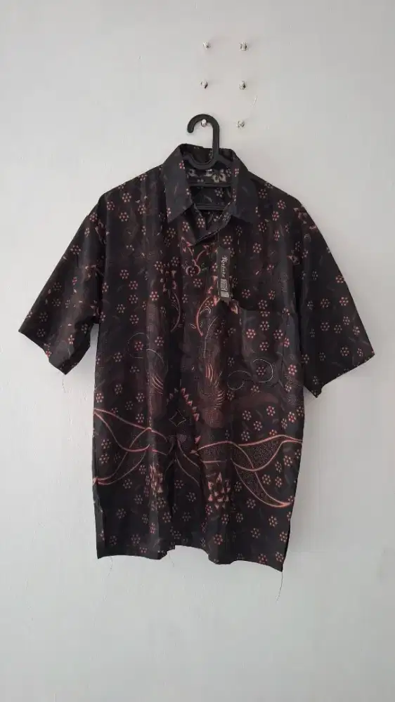 Kemeja Batik Pria Lengan Pendek (2XL)
