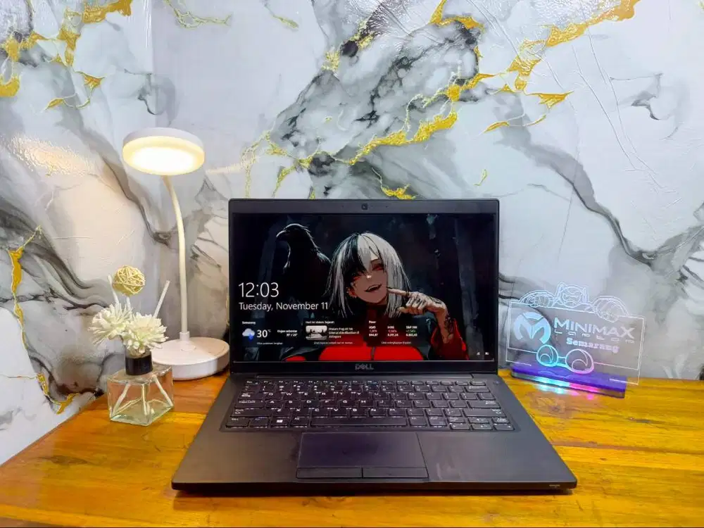 Dell Latitude 7390  i5 gen 8 Ram 8GB 256GB FHD Backlight windows 11 or