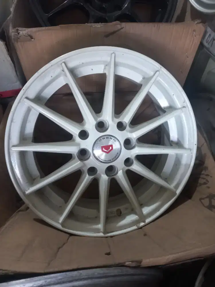 Velg Vossen R14 for avanz xenia calya sigra ayla serion karimun dll