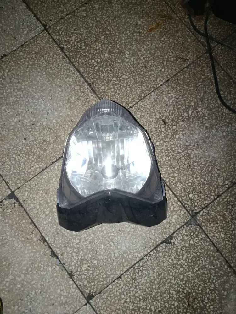 Lampu byson + braketnya