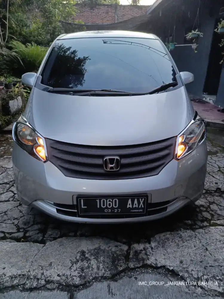 HONDA FREED SD NIK 2012