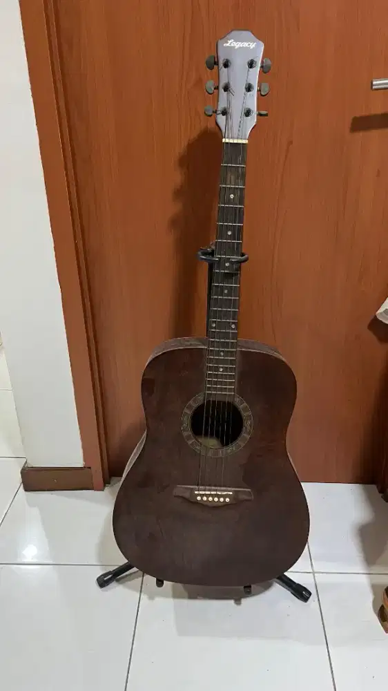 Gitar merk Legacy