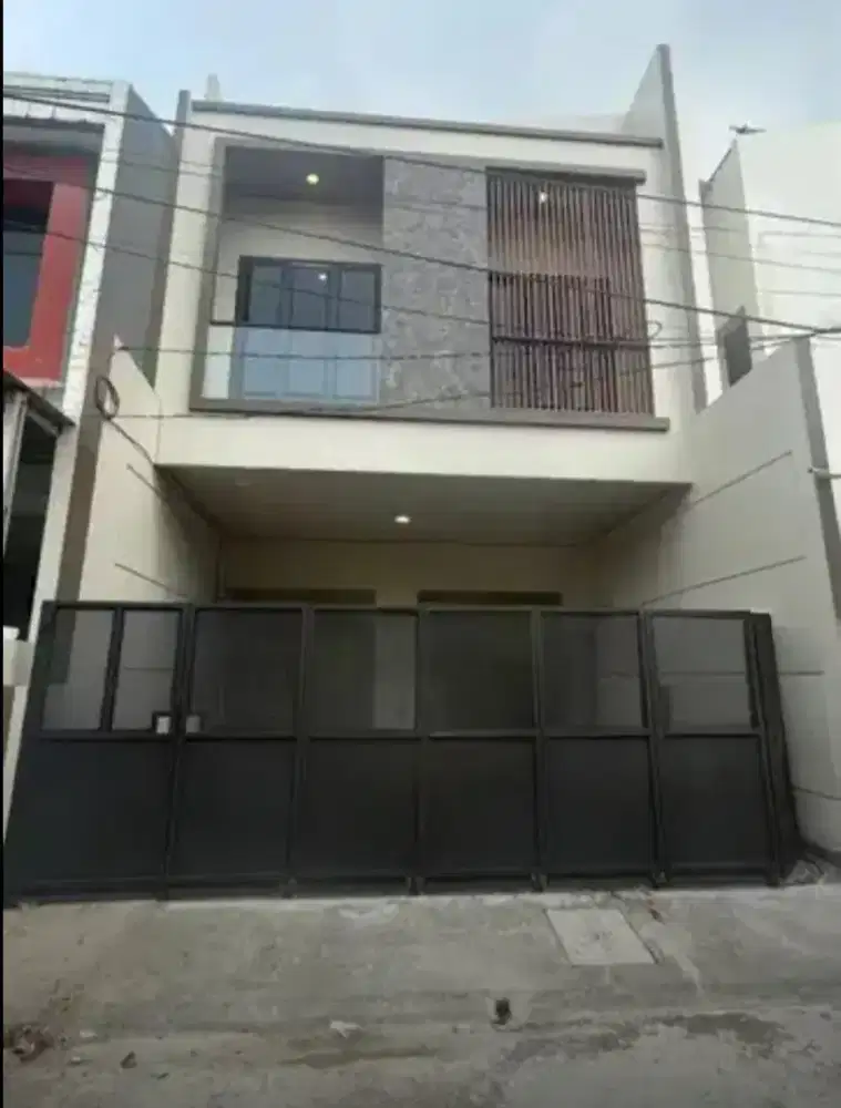 RUMAH BARU 3 LANTAI DI RAWAMANGUN