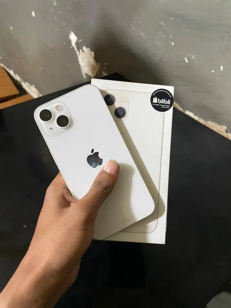 iPhone 13 128gb white iBox garansi on 7-2026