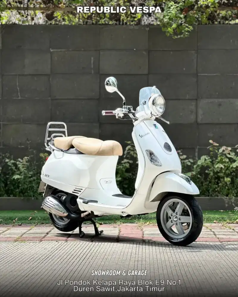 DIJUAL PIAGGIO VESPA LXV 150 3VIE TAHUN 2016 SANGAT LANGKA!