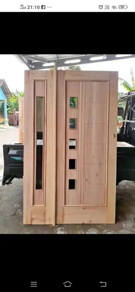 Kusen + pintu 2 nya ready + kusen jendela 2 dan daun, dari kayukamper