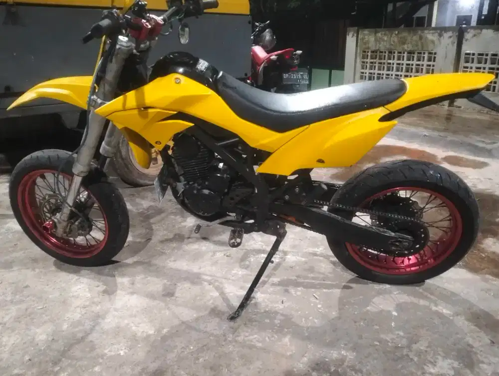 Kawasaki D-TRAKER  JOSSSSS