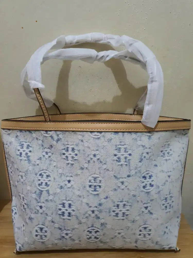 Tas Tote TB monogram Denim small Baru (Miror)