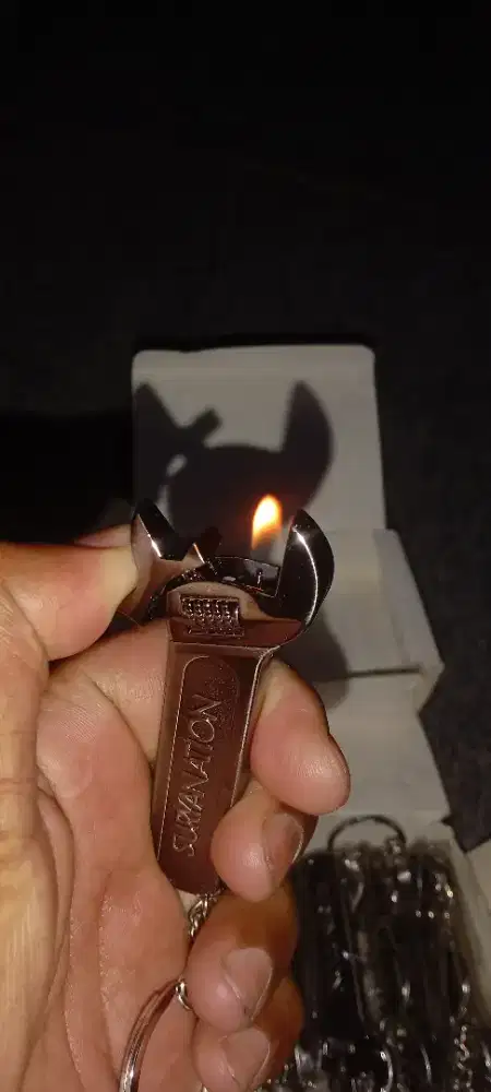 Korek Gas unik model kunci inggris