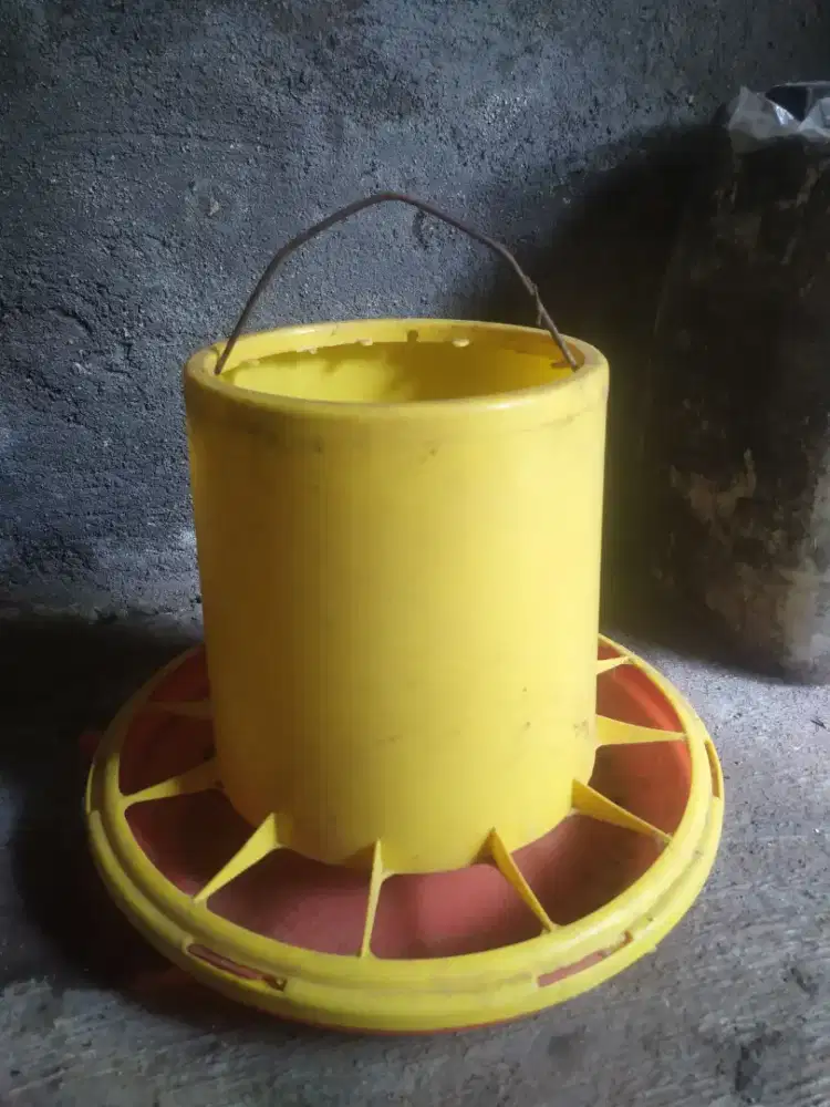 PERLENGKAPAN UNTUK TERNAK