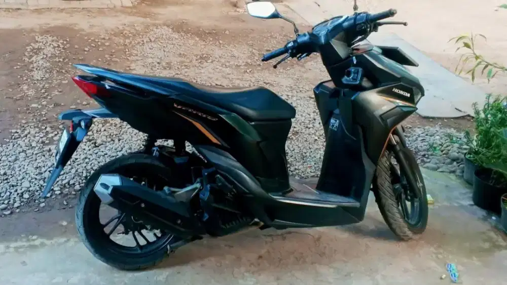 VARIO 125 ISS MOJOKERTO