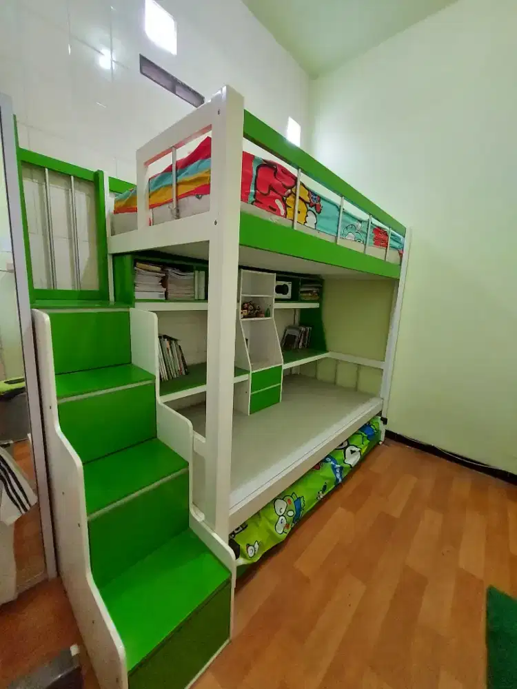 Tempat tidur anak 2 dua susun -ranjang tingkat