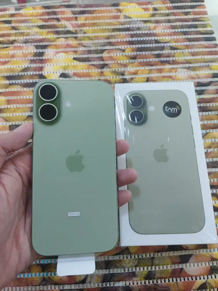 Iphone 17 256 Gb BH100% Second Resmi ibox Mulus