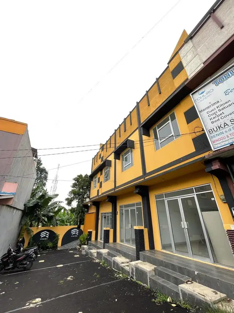 RUKO 3 UNIT 2,5 LANTAI STRATEGIS CINERE DEPOK