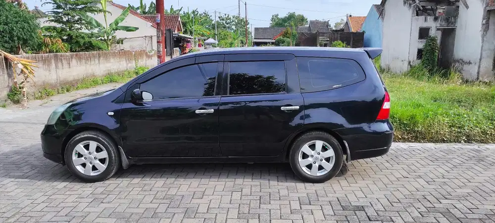 Nissan Grand livina 2007 Bensin