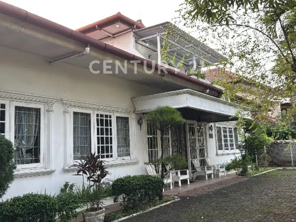 Rumah Dilingkungan Nyaman Dan Asri Di Jakarta Selatan