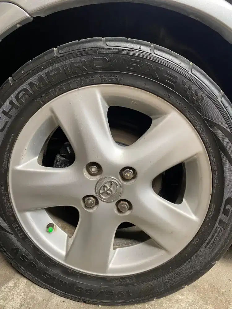 Velg yaris original