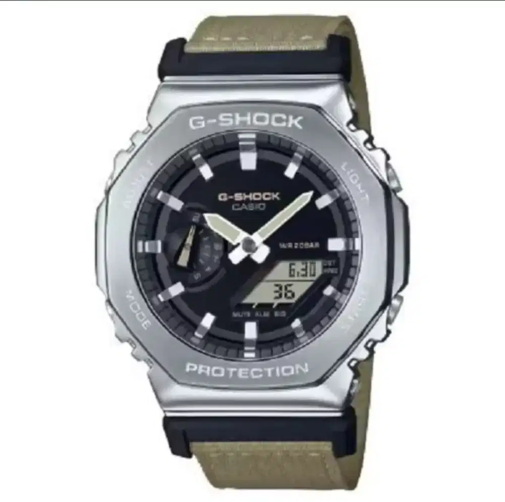 Casio G-Shock GM-2100C-5ADR