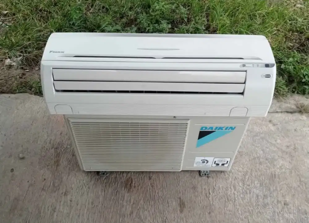 Ac Daikin Standar Thailand mulus bisa siap pasang