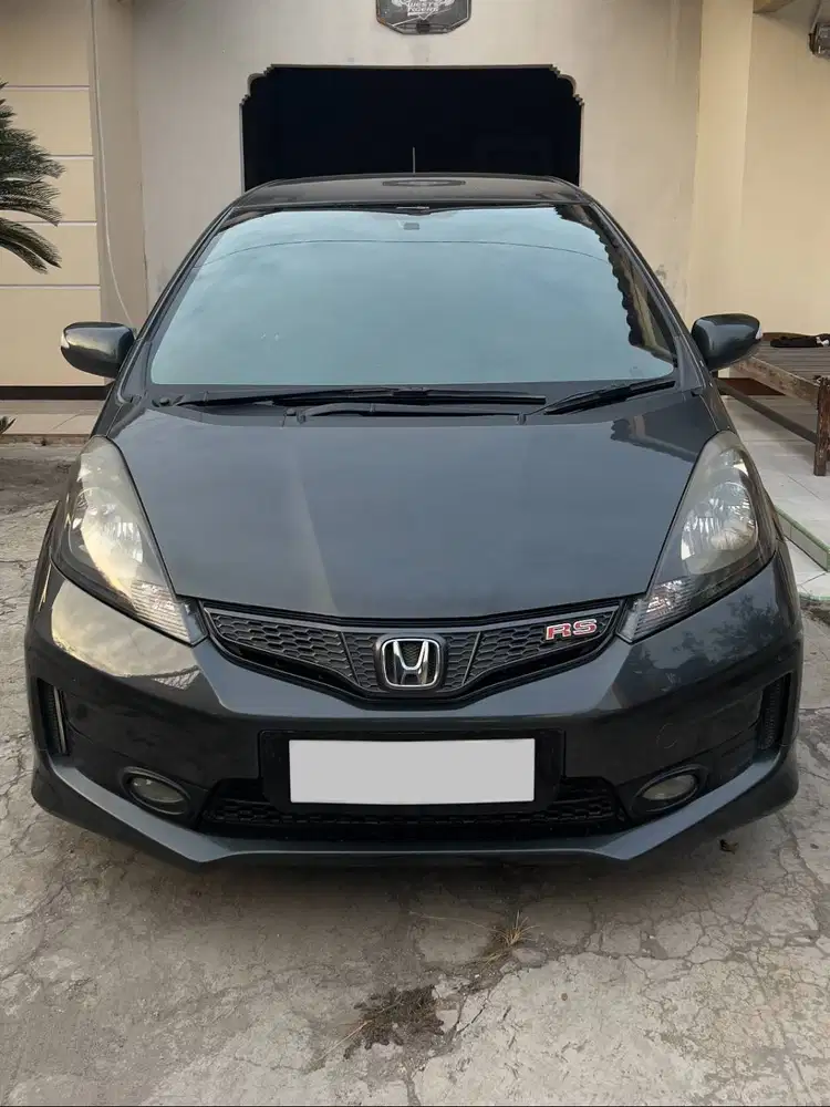 HONDA JAZZ RS (GE8) 1.5 AT 2013 - ABU Metalik