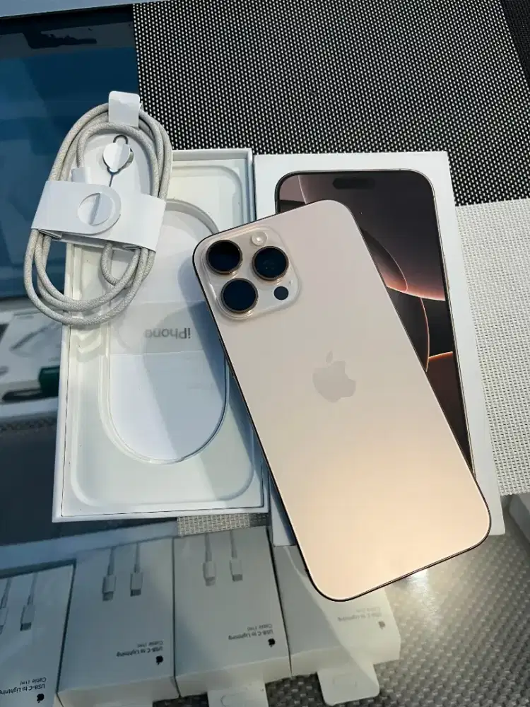 iphone 16 promax 256gb dessert titanium ibox garansi on bh 100% mulus