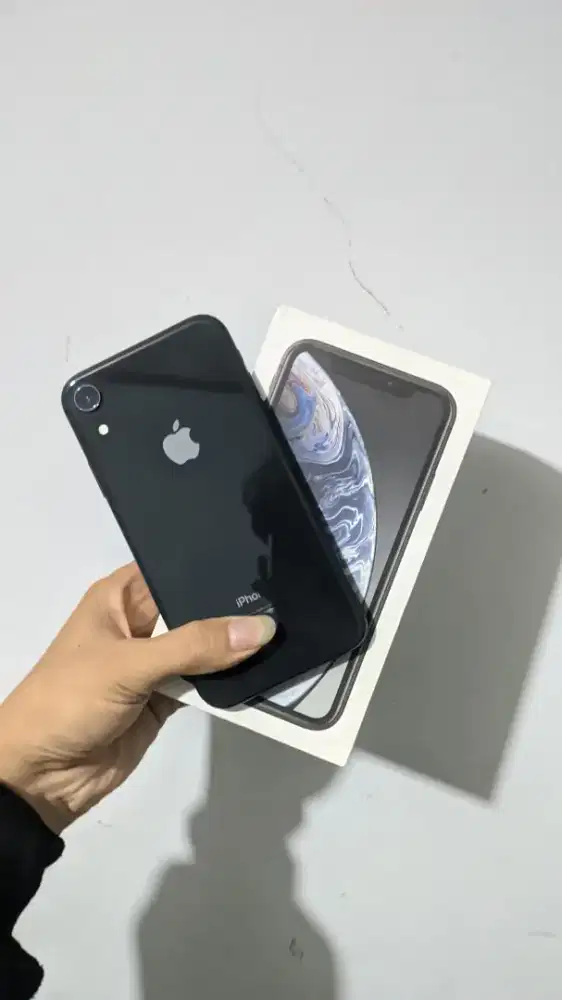 iPhone XR 64gb iBox