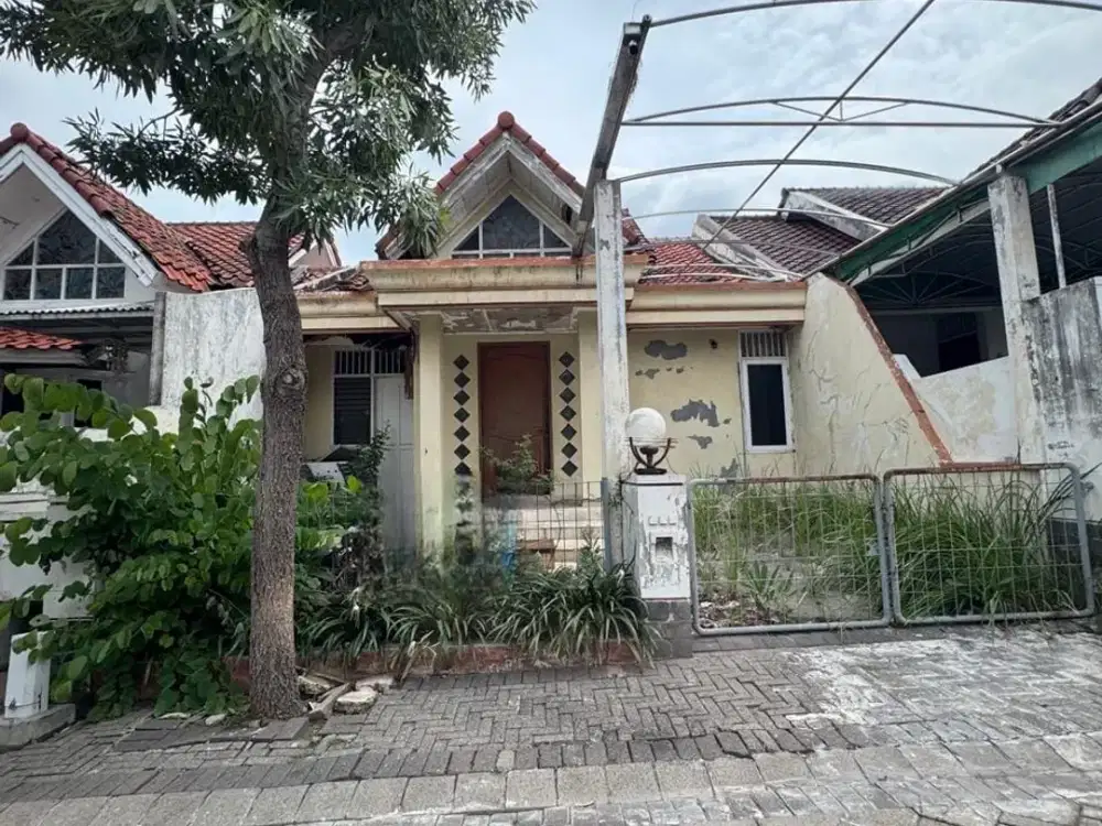 DIJUAL RUMAH REMEK HITUNG TANAH INTERNATIONAL VILLAGE CITRALAND MURAH DEKAT GWALK